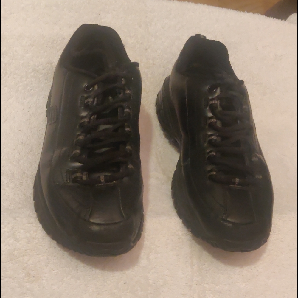 Women's shoes